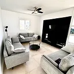 Willa Margarita Ocean View And Private Heated Pool